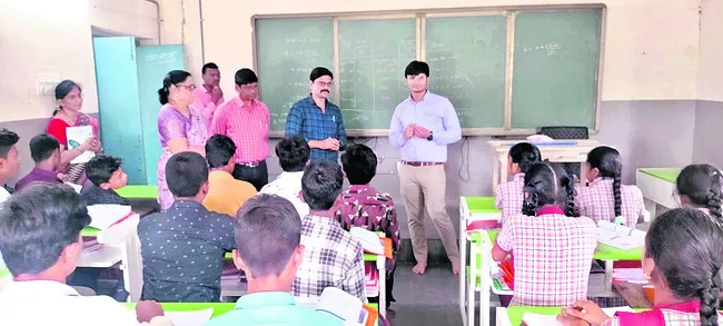 శాస్త్ర విజ్ఞానానికి ప్రయోగశాలలు దోహదం