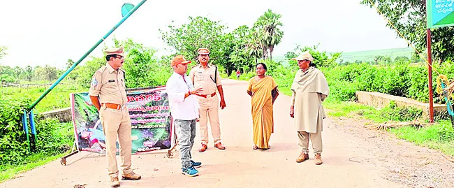 పర్యాటకులకు ఇబ్బంది కలగొద్దు