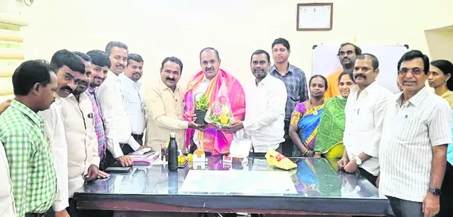 ఎంఆర్టీ అండ్ కన్స్ట్రక్షన్ డీఈగా వెంకటరమణ