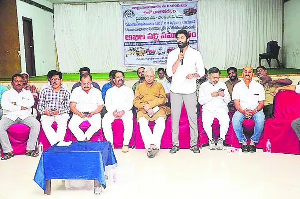 కూటమి పాలనలో అన్ని వర్గాలకూ అన్యాయం
