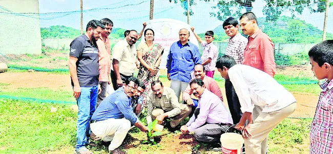 నాణ్యమైన బోధన అందించాలి