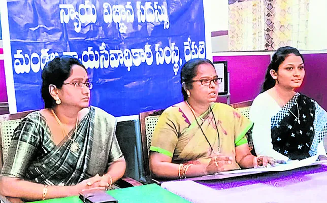 లోక్అదాలత్లో సత్వర న్యాయం పొందాలి