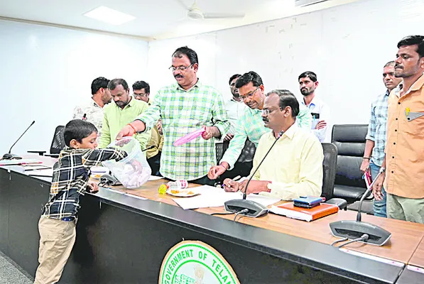‘బెస్ట్ అవైలబుల్’కు విద్యార్థుల ఎంపిక