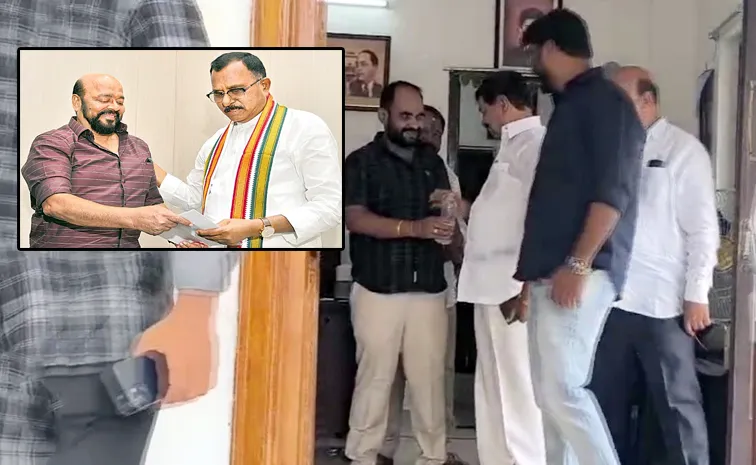 Congress Mlas Hold Emergency Meeting In Warangal