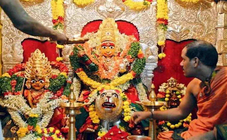 Hyderabad Bonalu 2025: Secunderabad Ujjaini Mahankali Temple Bonalu5