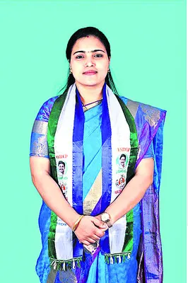 హామీలపై ప్రశ్నించేందుకే ‘వెన్నుపోటు దినం’ 
