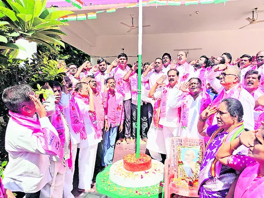తెలంగాణకు నాడు.. నేడు కాంగ్రెస్సే శాపం