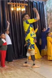 specially abled choreographer dancing with students viral video Goes Viral2