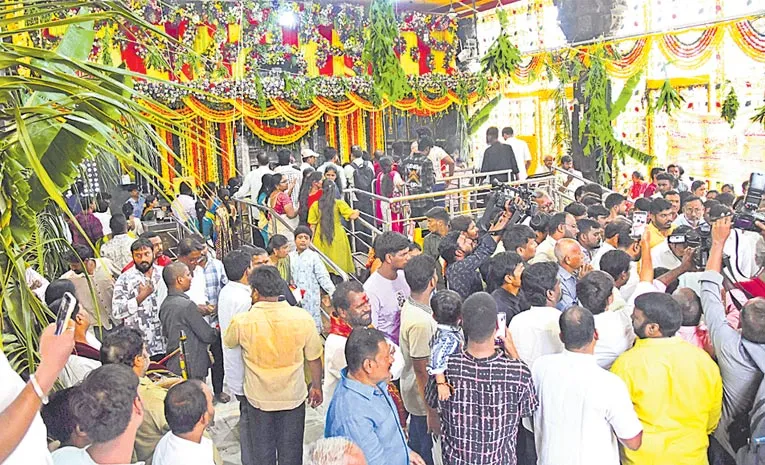 Ujjain Mahankali Bonala Festival Begins