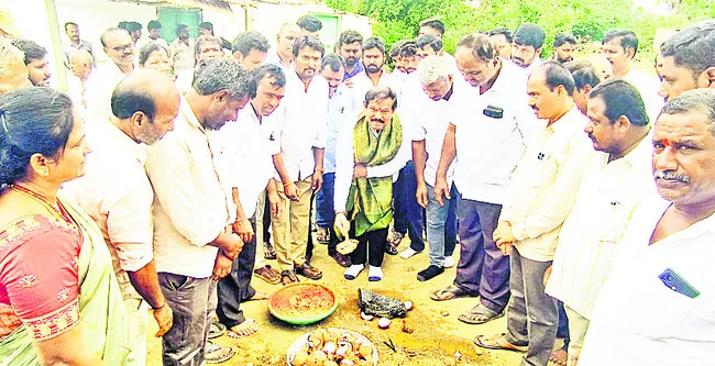 మానుకోటను బంగారుకోటగా తీర్చిదిద్దుతా