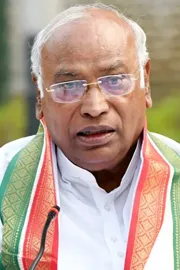 Will CM Change In Karnataka Kharge gives high command hint8