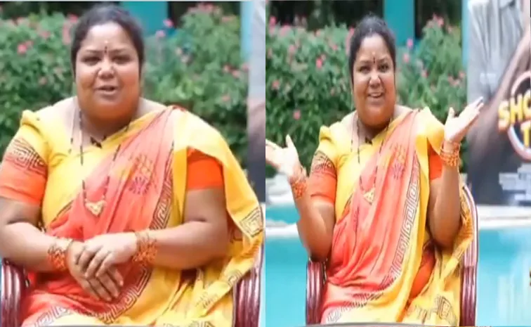 Social Media Fame Kumari Aunty In Tollywood Movie Promotions