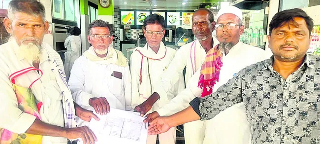 ‘పోడు’ భూములను లాక్కోవద్దు
