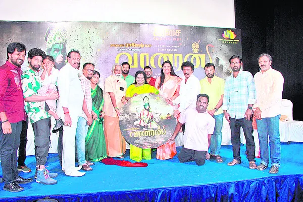 శ్రీరామ్‌ హనుమాన్‌ను డైరెక్ట్‌ చేశారా? 