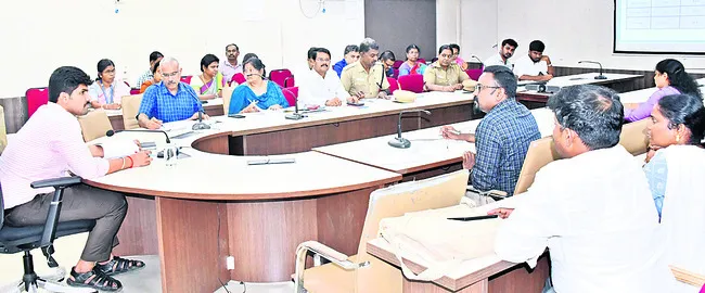కల్తీసారా విక్రయాలపై ఉక్కుపాదం