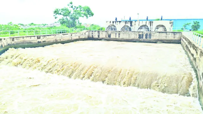 జూరాలకు తగ్గిన ఇన్‌ఫ్లో 
