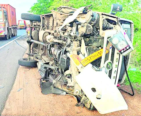 బాలుడ