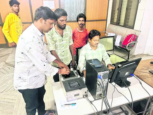 భక్తుల భద్రతకు భరోసా