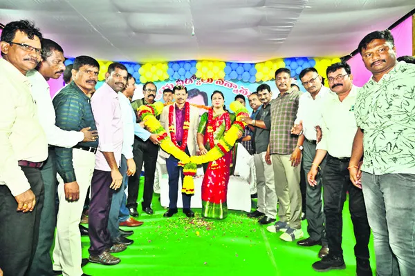 కమాండెంట్ మురళీకృష్ణకు ఘనంగా వీడ్కోలు