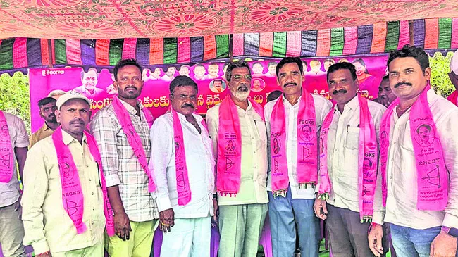 సింగరేణి కార్మికులకు వైద్యసౌకర్యం మెరుగుపర్చాలి