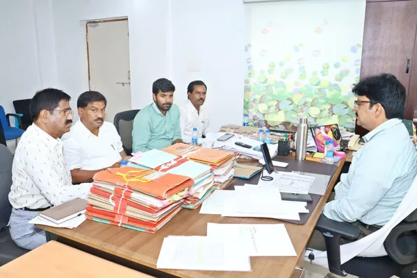 ‘స్థానికం’ తర్వాతే యువ వికాసం! 