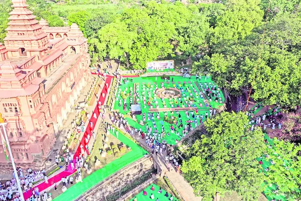 మన జీవితంలో యోగా భాగం కావాలి