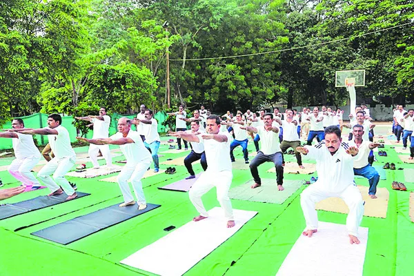 యోగాతో సామర్థ్యం మెరుగు