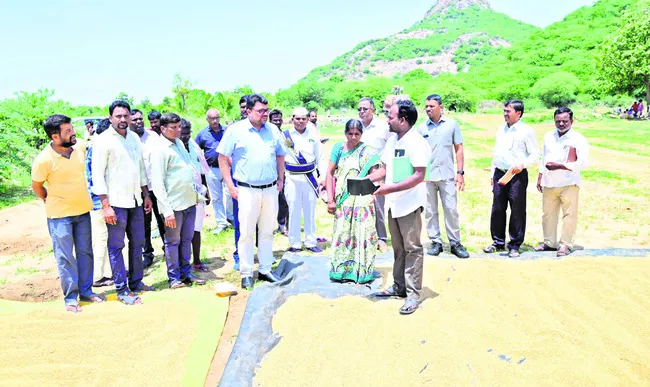 భూ సమస్యల పరిష్కారానికే రెవెన్యూ సదస్సులు