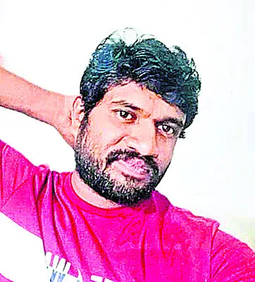 అప్పులబాధతో యువకుడి ఆత్మహత్య