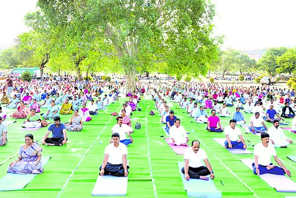 యోగాతో మానసిక ఉల్లాసం 