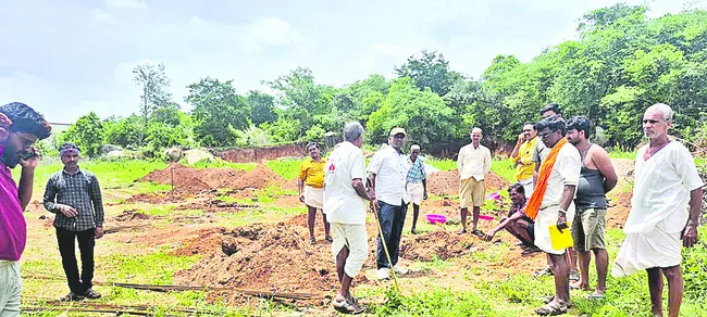 అటవీ భూమిలో ఇంటి నిర్మాణం