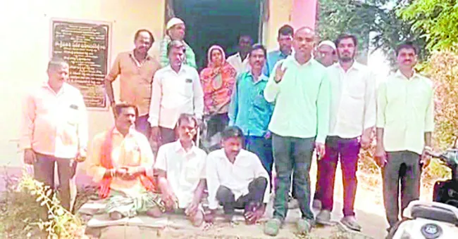దివ్యాంగుల భవనాన్ని ప్రారంభించాలి