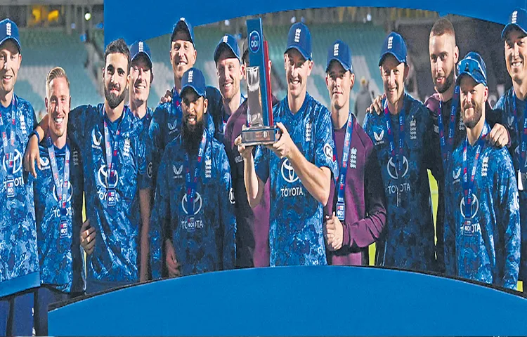 ఇంగ్లండ్‌ క్లీన్‌స్వీప్‌