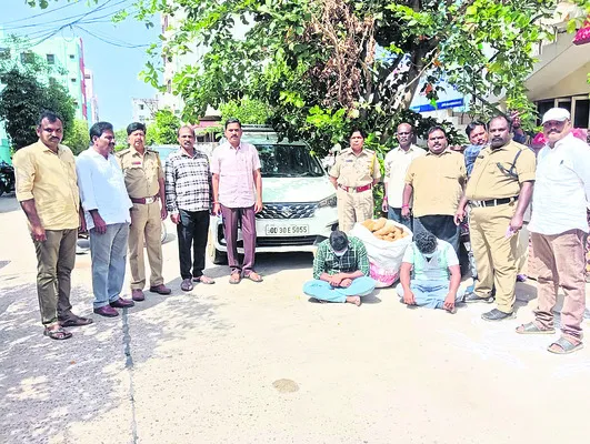 గంజాయి అక్రమ రవాణాపై దాడులు