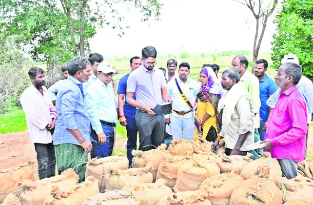 రోడ్డు విస్తరణ పనులు పూర్తిచేయాలి