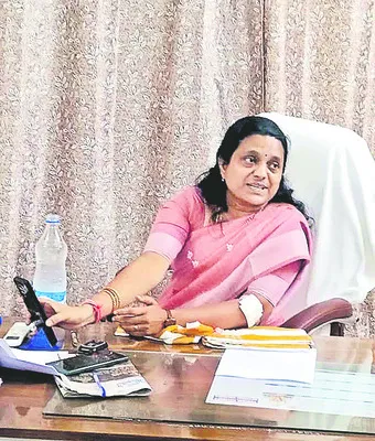 తహసీల్దార్పై దాడి ఘటనలో చర్యలకు ఆదేశం