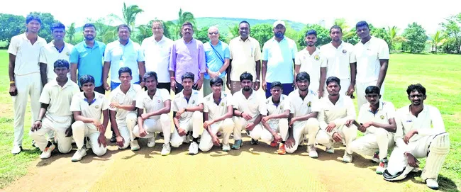 ఇంట్రా డిస్ట్రిక్ట్ చాంపియన్ పాలమూరు