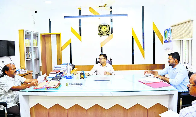వన మహోత్సవాన్ని విజయవంతం చేయాలి