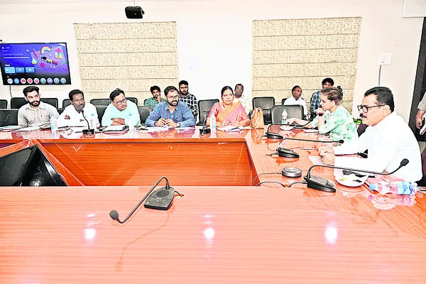 పోలీసు వ్యవస్థకు  చెడ్డపేరు తీసుకురావొద్దు 