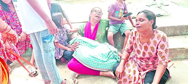 పుణ్యస్నానాల కోసం వచ్చి..