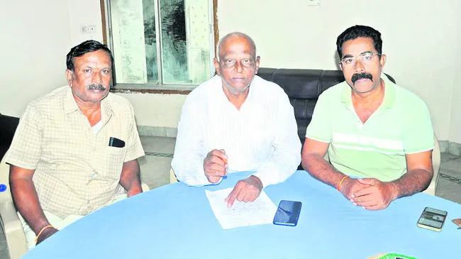 నేడు కోదాడ పబ్లిక్ క్లబ్ బహిరంగ వేలం