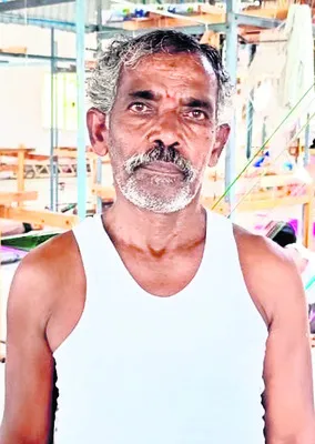 నెలకు
