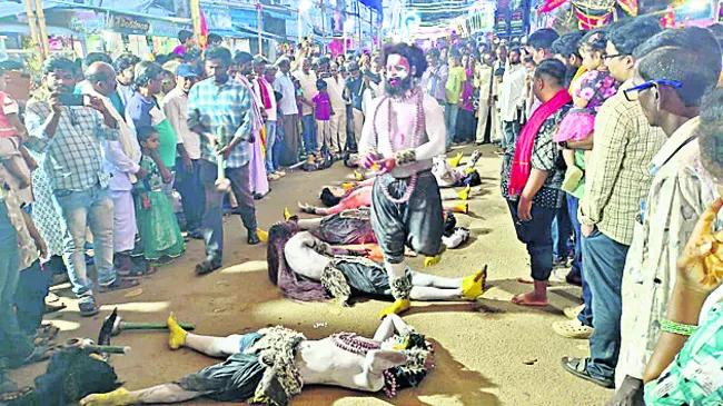 కొనసాగుతున్న కంచమ్మతల్లి ఉత్సవాలు