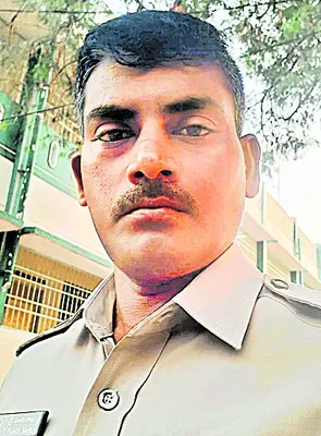 గుండెపోటుతో హోంగార్డు మృతి