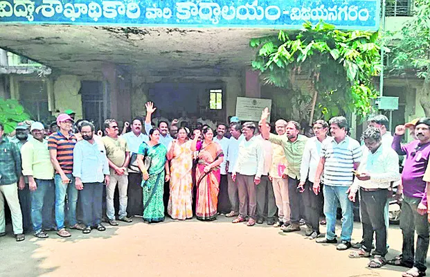 వెబ్‌ కౌన్సెలింగ్‌ రద్దు చేయకపోతే ఉద్యమమే 