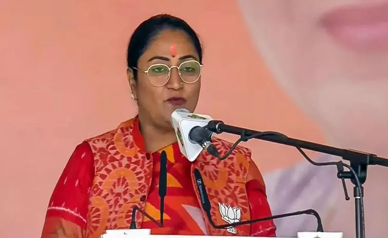 ఢిల్లీ సీఎం రేఖా గుప్తాను చంపేస్తానంటూ బెదిరింపులు
