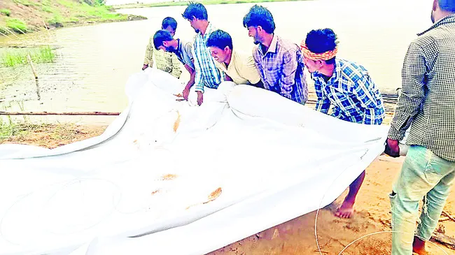 రూ.70 లక్షలతో టెండర్లు