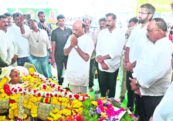 అధికారిక లాంఛనాలతో ‘పల్లా’ అంత్యక్రియలు