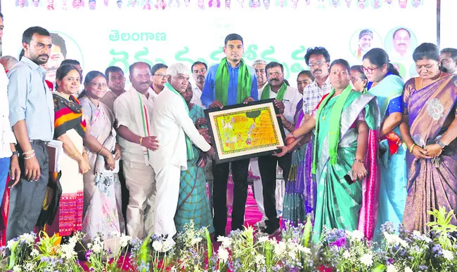 లాభసాటి సాగుపై దృష్టి సారించండి