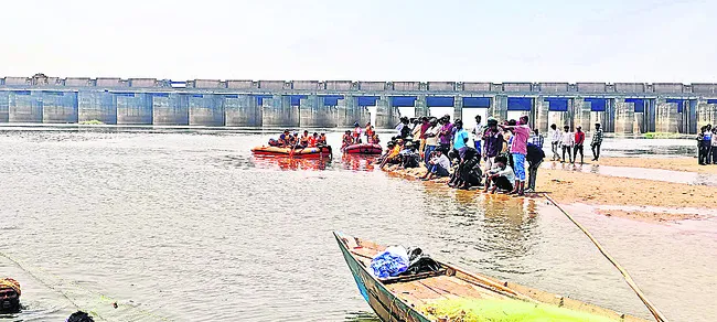 రెస్కూ ్య.. సెవెన్‌ అవర్స్‌!